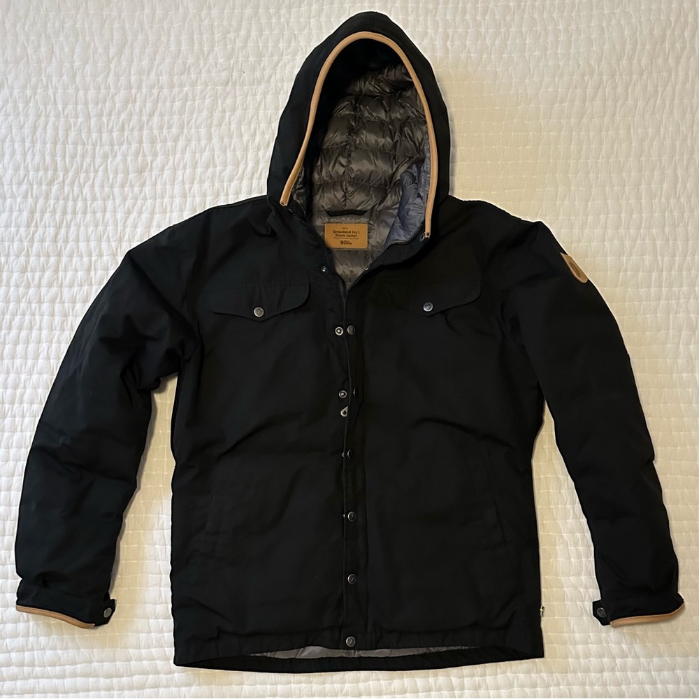 Fjällräven Black Greenland No. 1 Down Hooded Jacket